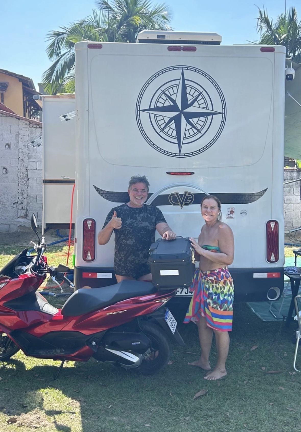 Carlos Gilberto e esposa